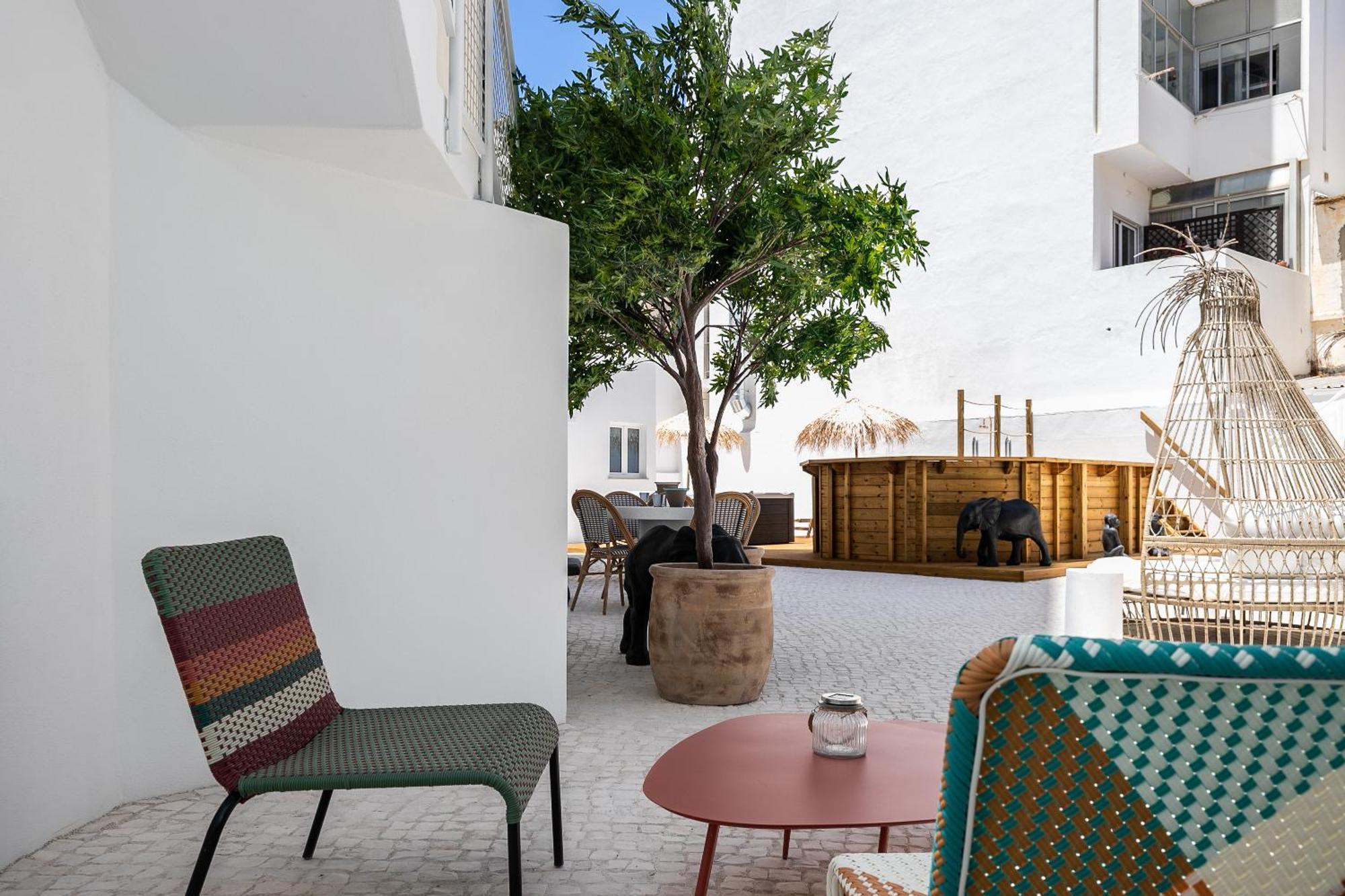 Dona Simone Boutique Suites & Studios - By @ Rita'S Place Faro Luaran gambar